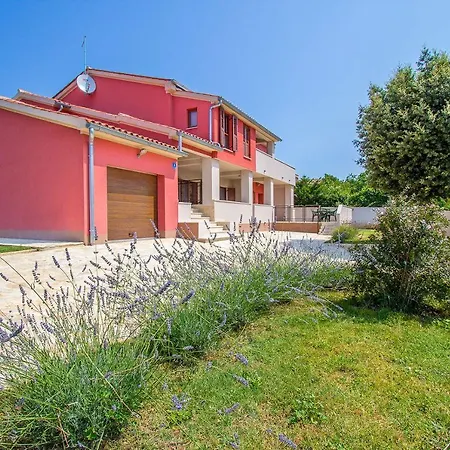 Apartman Nur 500 Meter Bis Zum Kieselstrand Mit Kueche, Klima, Wlan, Haustiere Erlaubt Banjole